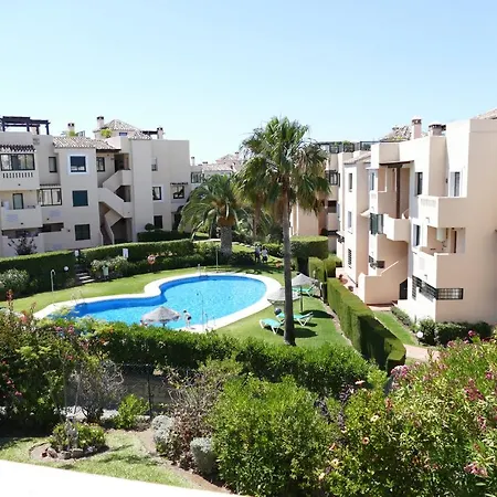 Stunning 2-bedroom Townhouse In Lomas De Cabopino, * 马尔韦利亚